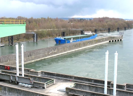 Sur le Rhône : – 18 %, loin de rattraper son niveau de 2019, le transport fluvial a du mal à repartir