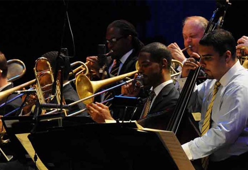 Wynton Marsalis dépoussière le big band et fait le plein à l’Auditorium de Lyon